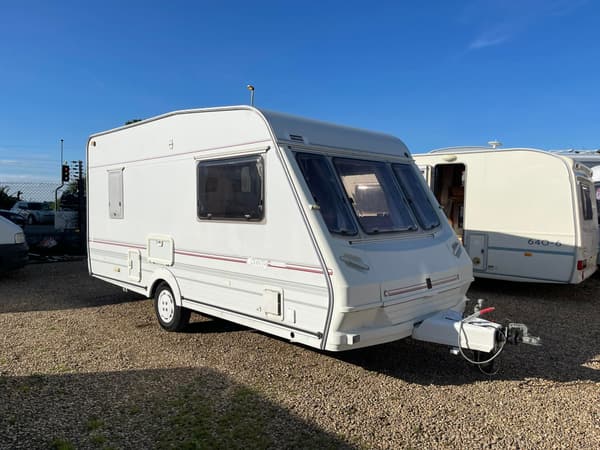 Touring caravan